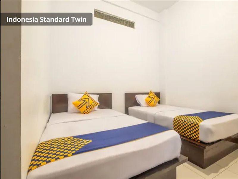 Spot On 2395 Hotel Aden 2 Syariah Tasikmalaya Buitenkant foto