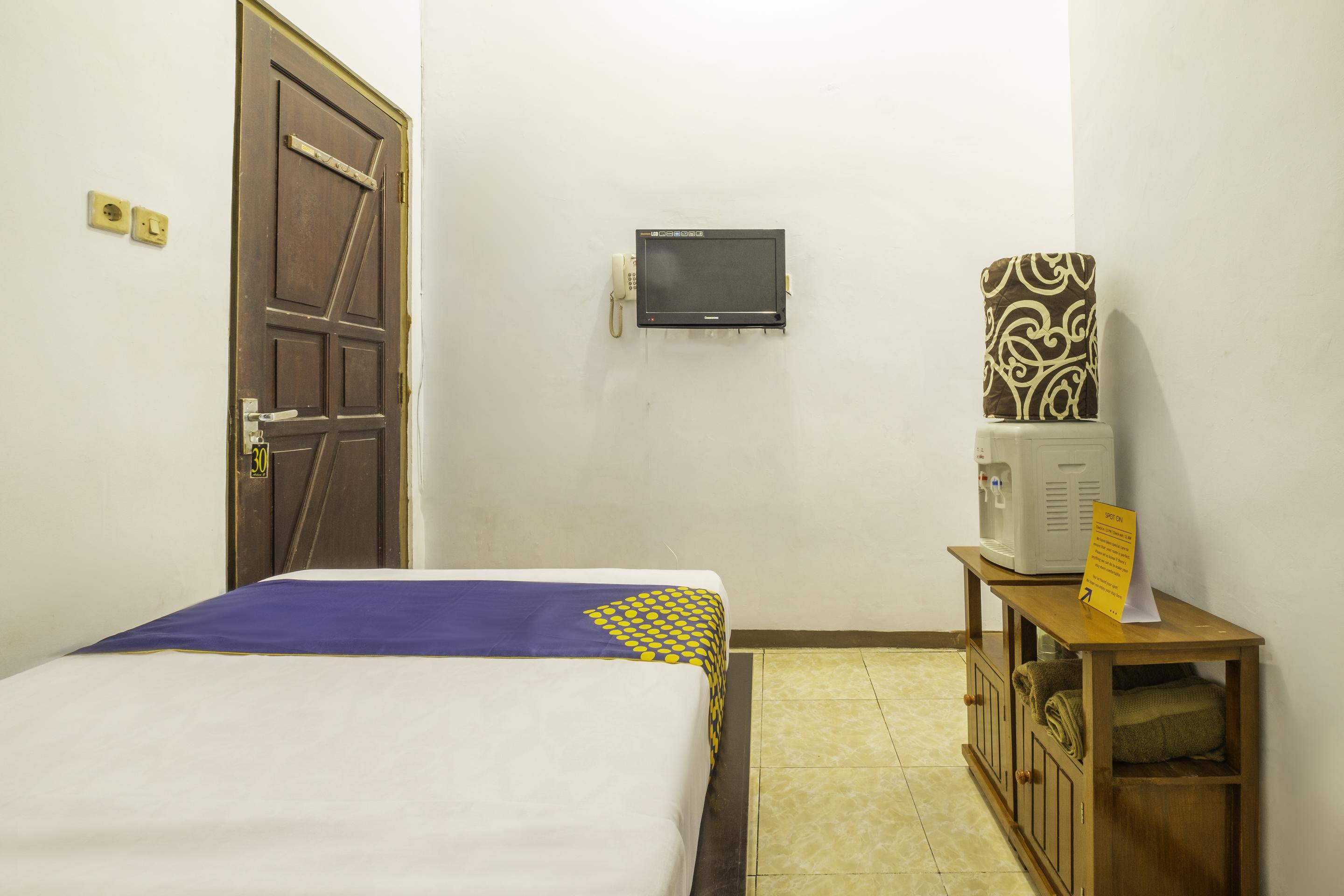 Spot On 2395 Hotel Aden 2 Syariah Tasikmalaya Buitenkant foto