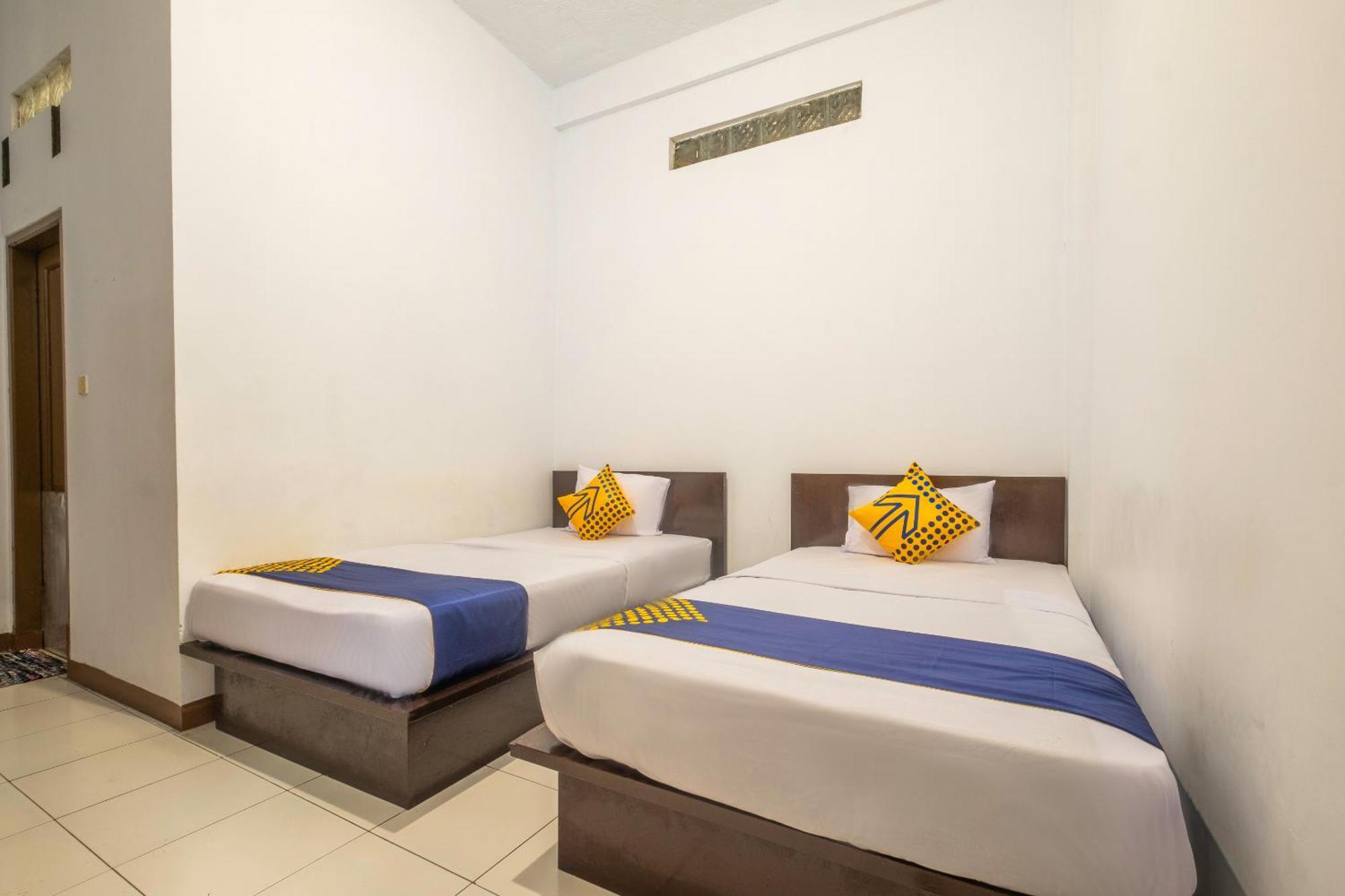 Spot On 2395 Hotel Aden 2 Syariah Tasikmalaya Buitenkant foto