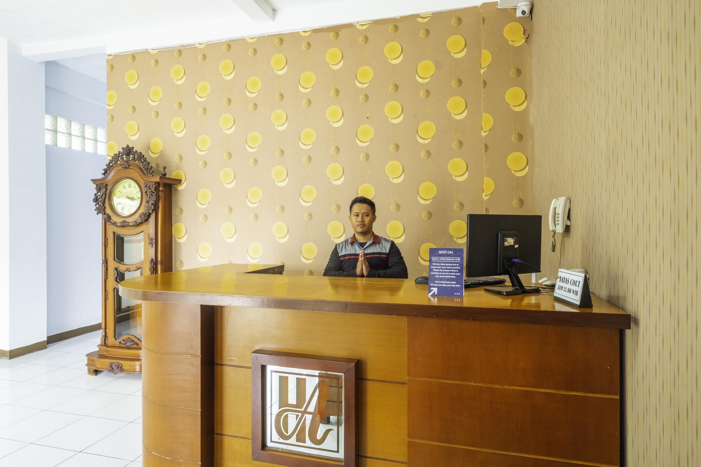 Spot On 2395 Hotel Aden 2 Syariah Tasikmalaya Buitenkant foto